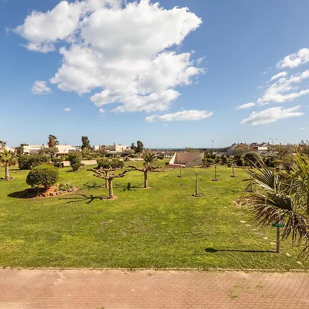 Apartment Pink Port Nature Coursive Naturiste